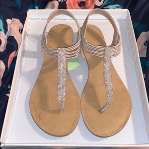 Madden Girl Flats/Sandals Size 10